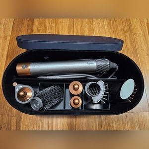 Dyson Airwrap Complete